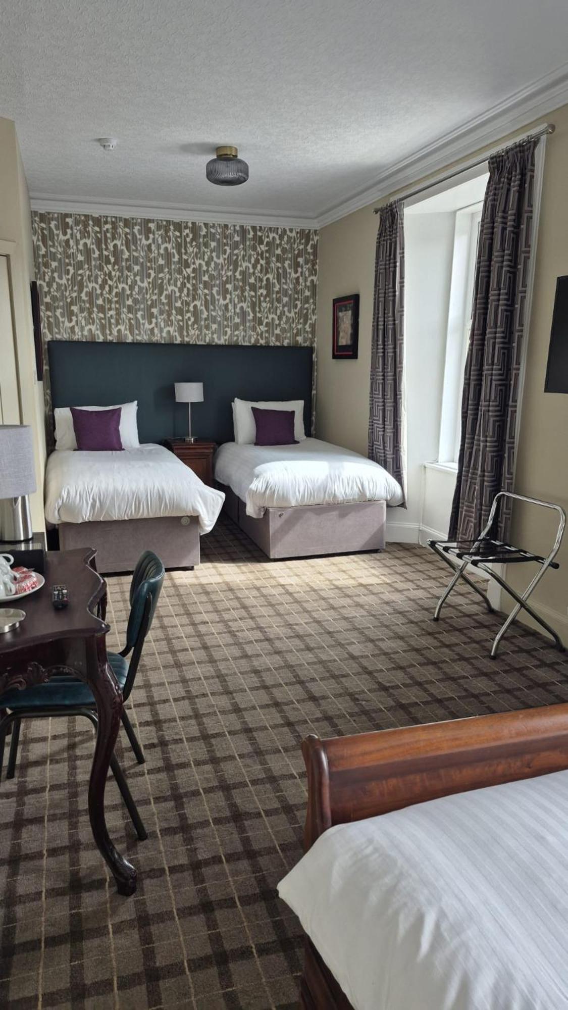 Commercial Hotel 엘니스 외부 사진